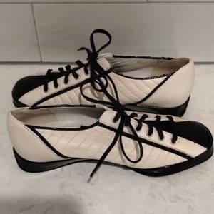 AMALFI Black 🖤 & White Leather 4.5